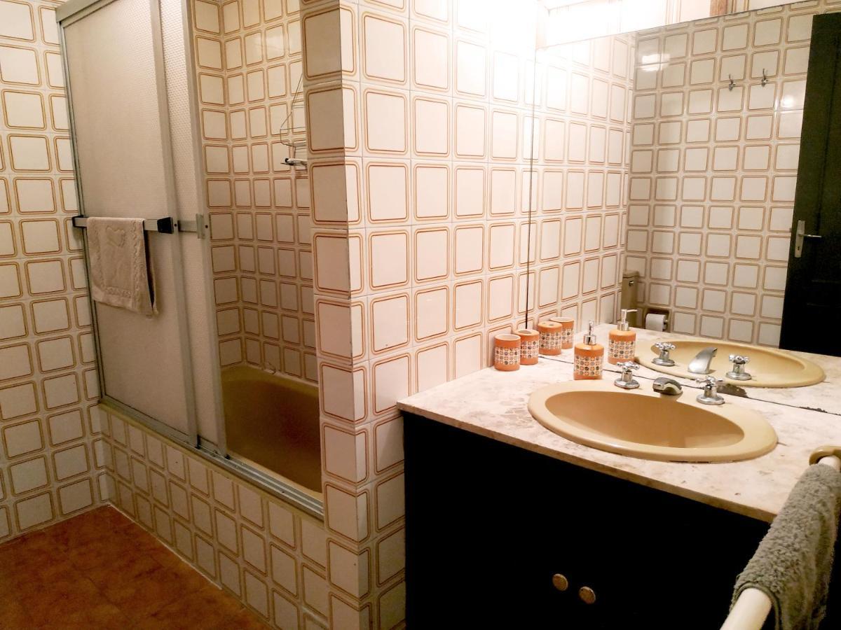 Amplio Depto De 2 Dormitorios, Zona Plaza Uruguaya อะซุนซิออง ภายนอก รูปภาพ